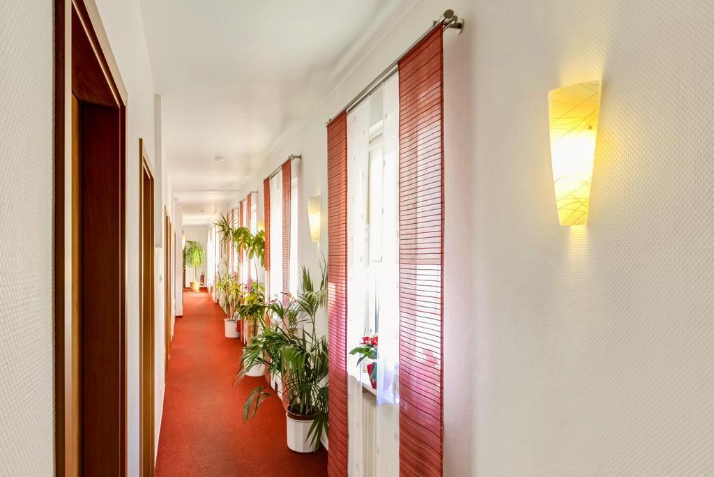 Hotel Restaurant Zum Werdersee Bremen Exterior photo